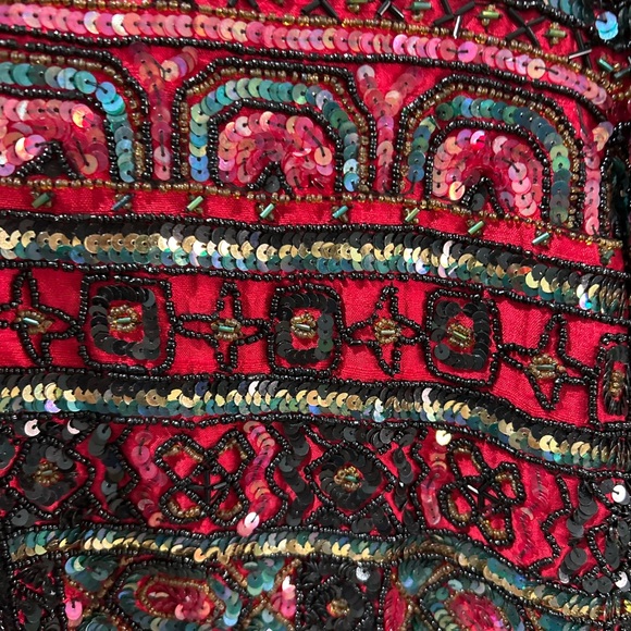 Fabulous vintage sequins jacket from Adrianna Papell in red. Size large. - Picture 9 of 13